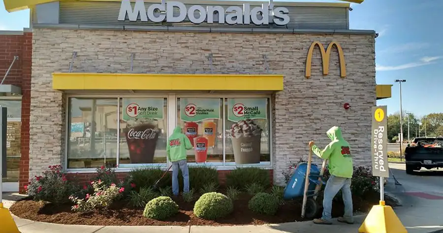 deep-roots-lawn-landscaping-08